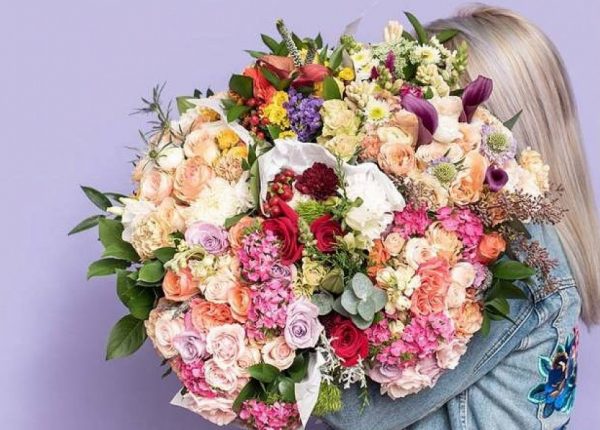 Компания Kvitochka предлагает доставку цветов в Киеве